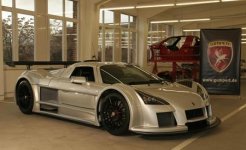 gumpert apollo.jpg